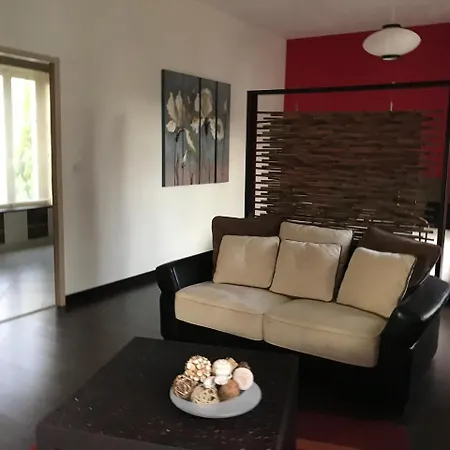 Demeure De Beaulieu Bed & Breakfast 3*