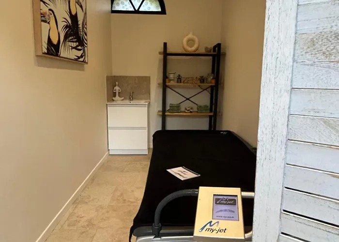 Couette-café Demeure De Beaulieu 4*